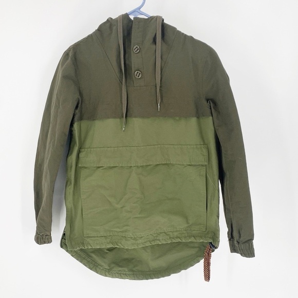 Modern Amusement MensGreen Long Sleeve Hooded Windbreaker Jacket pullover
